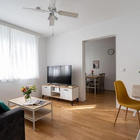 1Br Haven With Swift City Access By Hm Vienne Extérieur photo