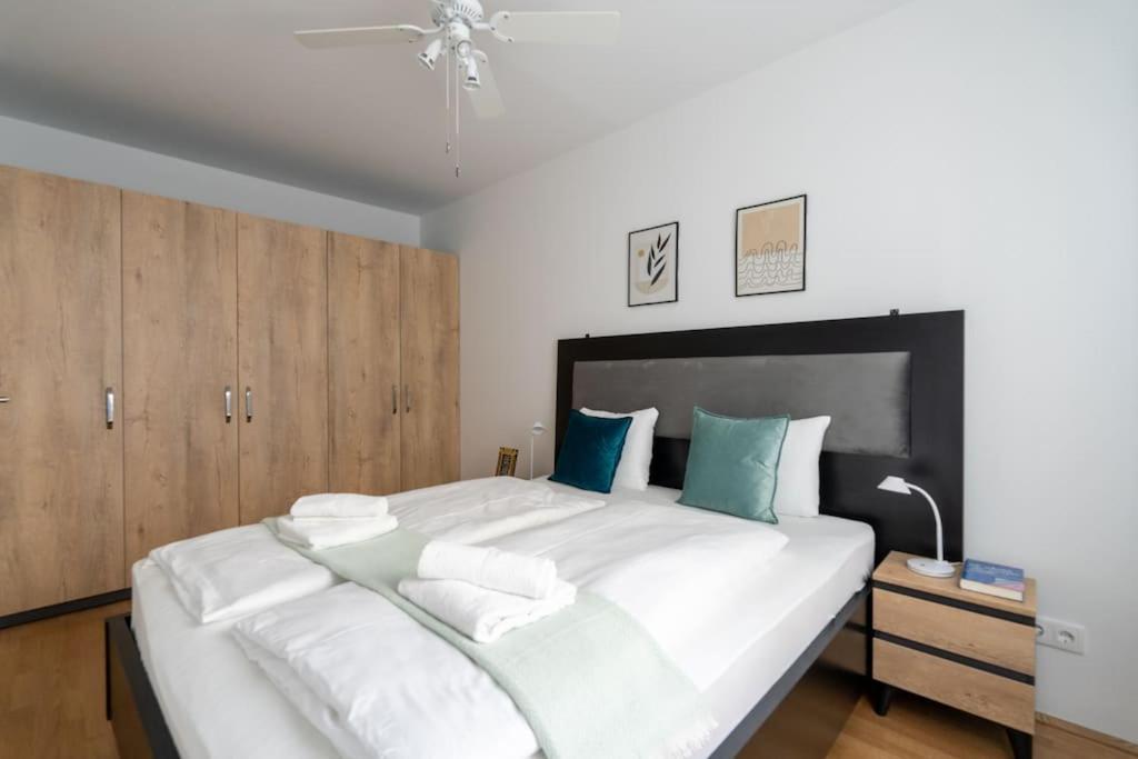 1Br Haven With Swift City Access By Hm Vienne Extérieur photo